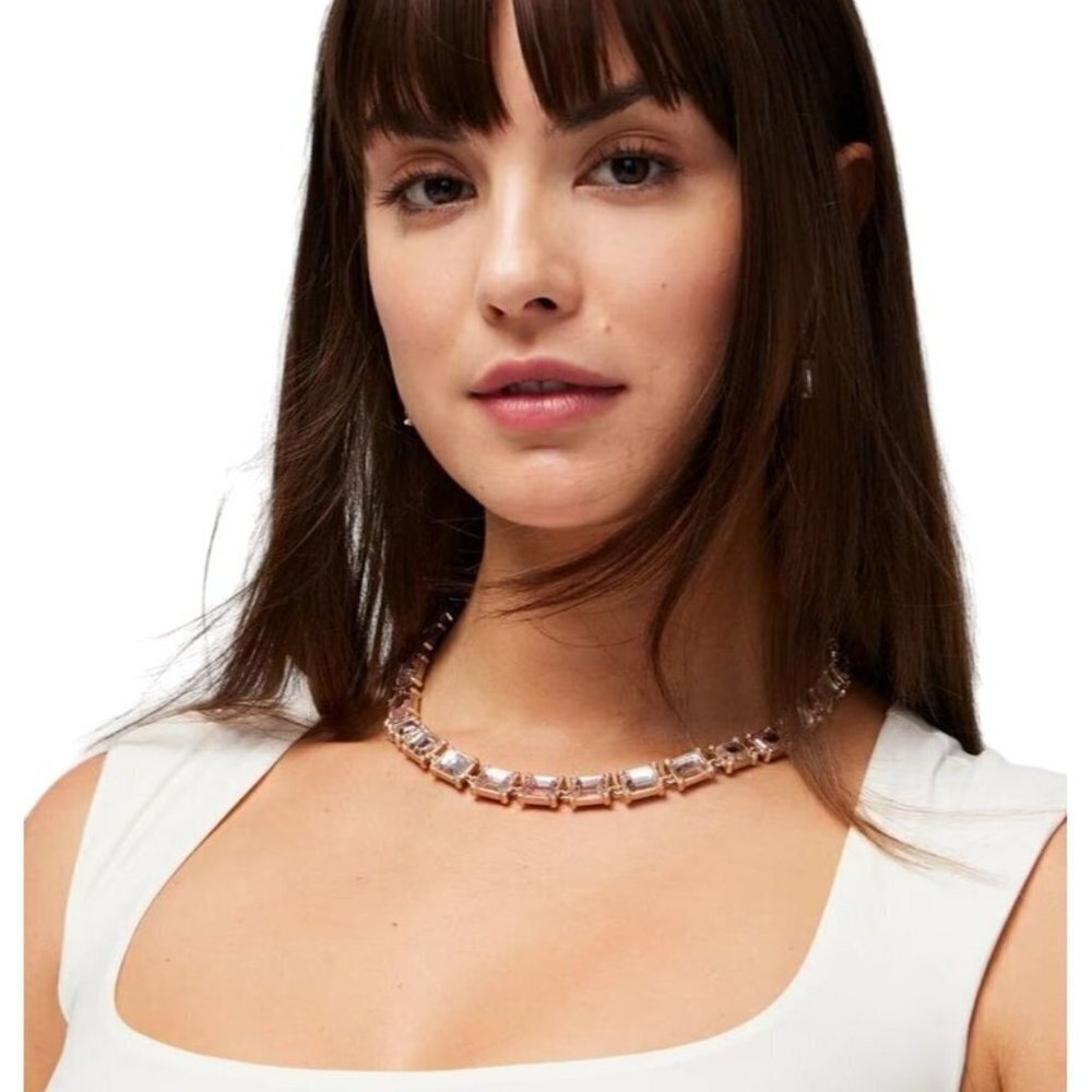White House Black Market Rose Gold Necklace